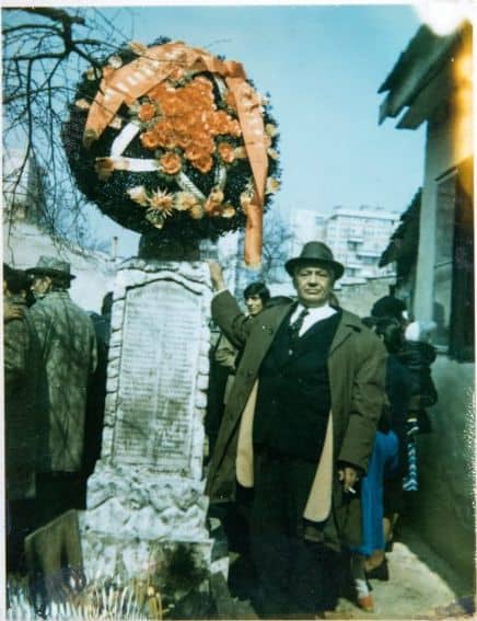 Kostin deda Luka Savić na proslavi Slave tetkice Bibije sedamdesetih godina 20. veka