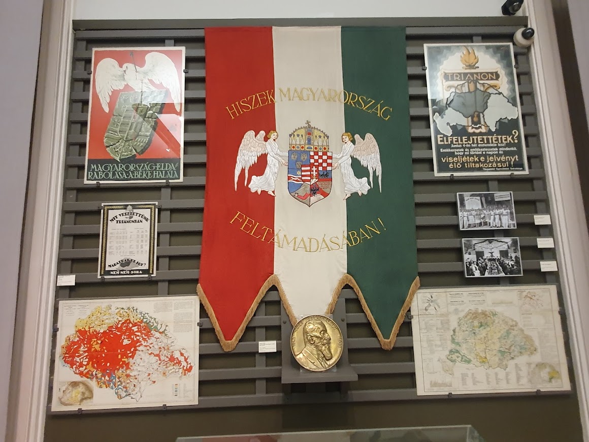 Neprežaljeni gubitak: Antitrianonskih plakati u Mađarskom nacionlanom muzeju