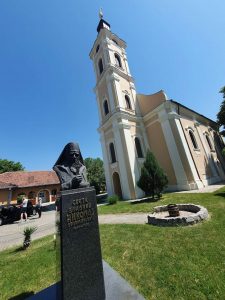 SAGRAĐENA U 19. VEKU, MINIRANA 1943: Crkva u Šimanovcima i bista vladike Nikolaja Velimirovića