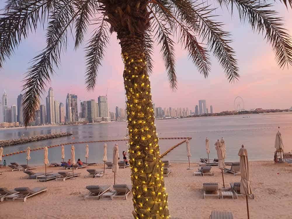 MULTIKULTURNA AUTOKRATIJA: Pogled na Dubai Marinu