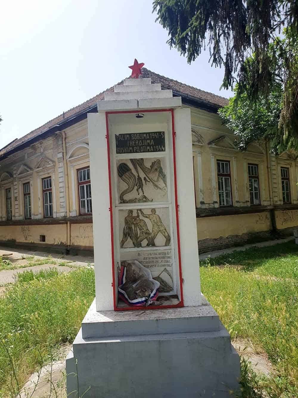 POČAST: Spomenik Sovjetskim pilotima u Sonti