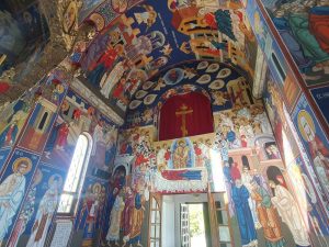 RASKOŠNO ZIDNO SLIKARSTVO: Freske u Hramu Sv. Trojice
