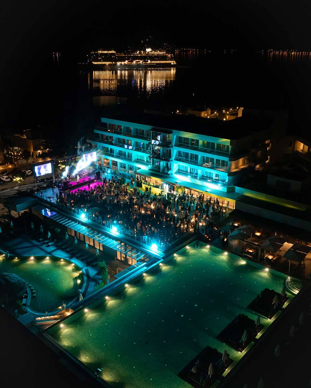Hyatt Kotor bay