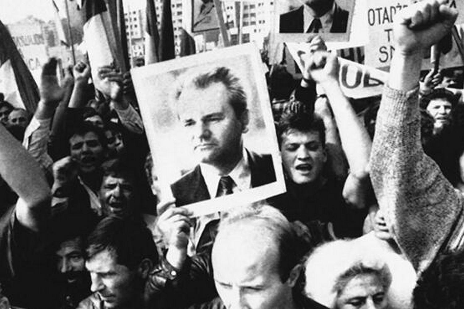 "Jogurt revolucija" foto historiografija.ba