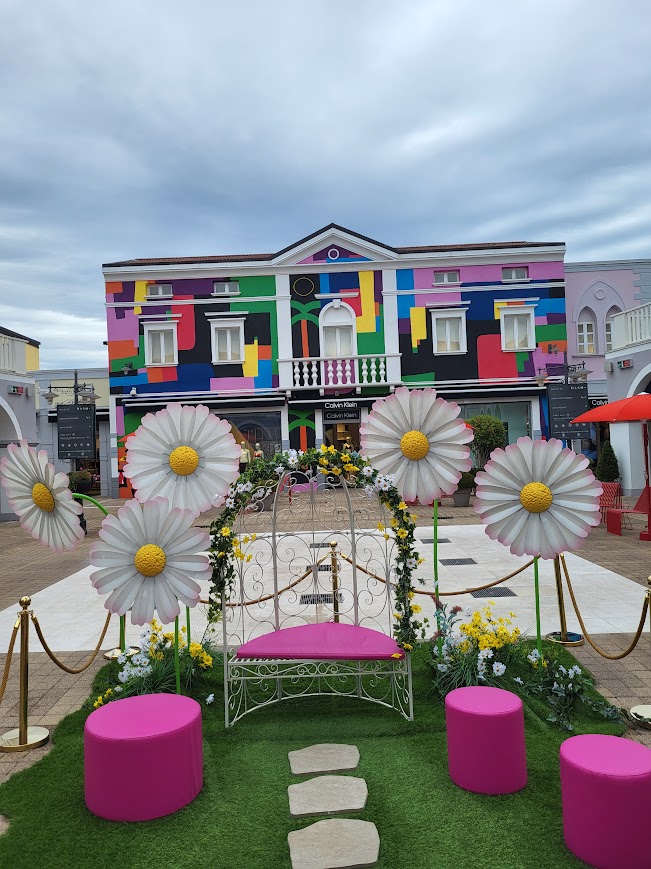 Palmanova Shopping Village